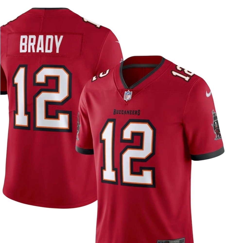 Tampa Bay Buccaneers Nike Tom Brady Jersey Size Large Worn once! EUC
